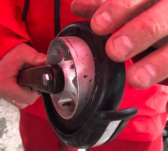 Feature image for Swix recalls rollerski wheels after crashes