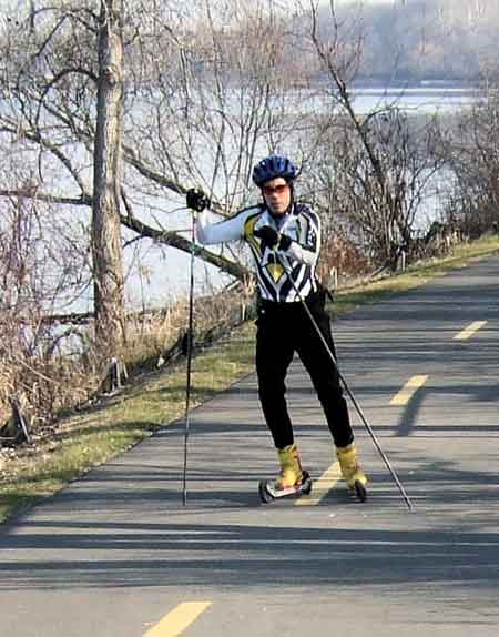 Rollerskiing at
kesington metropark
